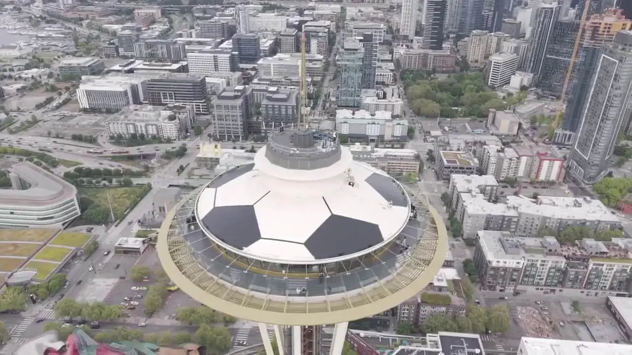 Seattle Travel Guide for Football Fans